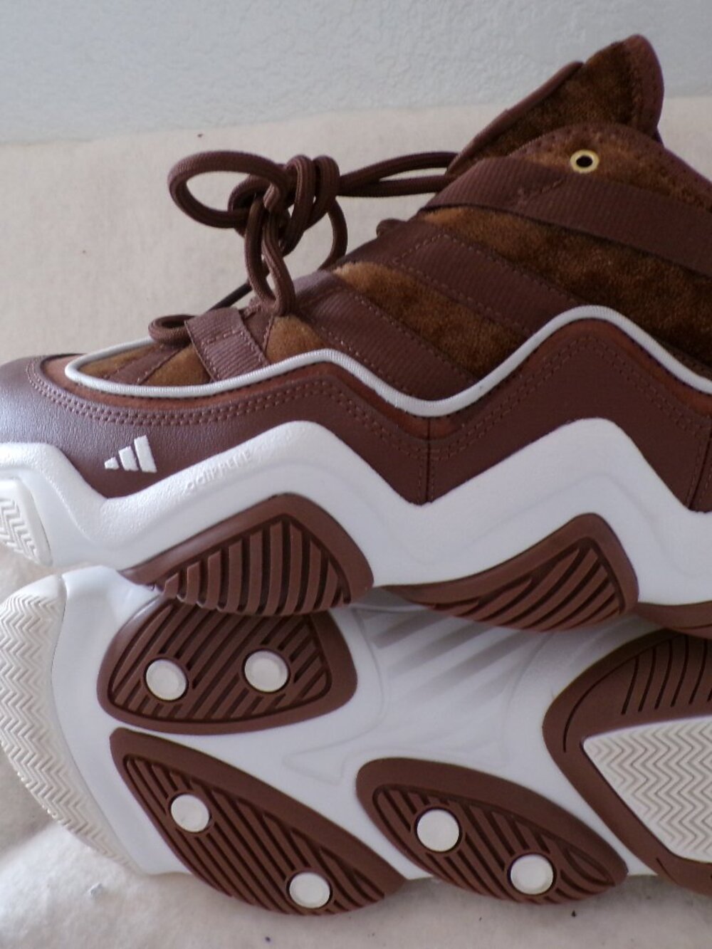 New Adidas Top Ten 2010 Velour Tracksuit Brown size 10 Kobe crazy 8 Awesome